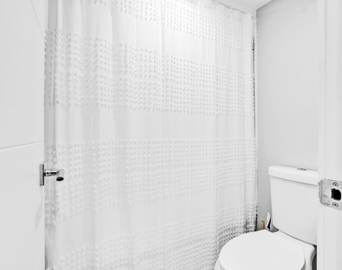 3701 N Country Club Drive - Photo Thumbnail 8