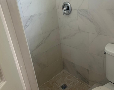 845 Nw 132nd Street - Photo Thumbnail 4