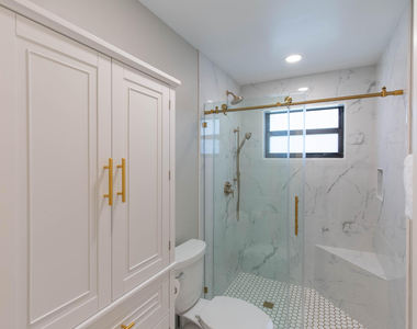 2478 Bedford Mews Drive - Photo Thumbnail 8