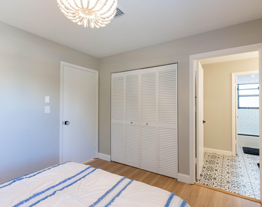 2478 Bedford Mews Drive - Photo Thumbnail 12