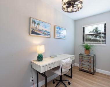 2478 Bedford Mews Drive - Photo Thumbnail 17