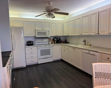 1520 Nw 19th Terrace - Photo Thumbnail 1