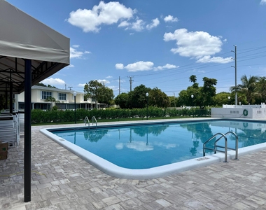 1520 Nw 19th Terrace - Photo Thumbnail 16