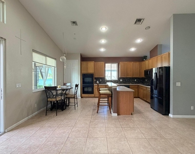 2165 Newport Isles Boulevard - Photo Thumbnail 10