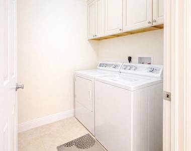 9315 Bridgeport Drive - Photo Thumbnail 11
