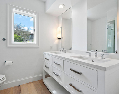 1251 Thatch Palm Drive - Photo Thumbnail 32