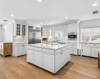 1251 Thatch Palm Drive - Photo Thumbnail 7