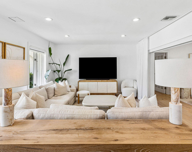 1251 Thatch Palm Drive - Photo Thumbnail 23