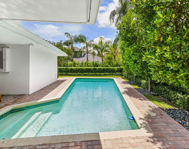 1251 Thatch Palm Drive - Photo Thumbnail 17