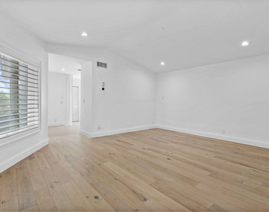 1251 Thatch Palm Drive - Photo Thumbnail 27