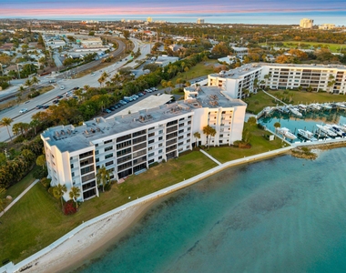 1648 Jupiter Cove Drive - Photo Thumbnail 40
