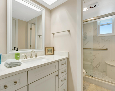 1648 Jupiter Cove Drive - Photo Thumbnail 35