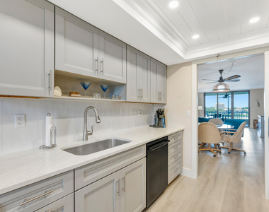 1648 Jupiter Cove Drive - Photo Thumbnail 14