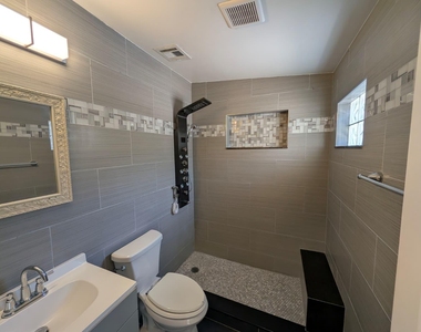 1629 Nw 5th Avenue - Photo Thumbnail 8