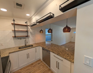 1629 Nw 5th Avenue - Photo Thumbnail 28