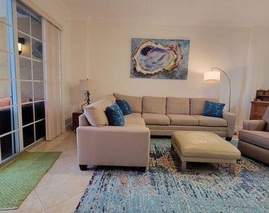 4445 El Mar Drive - Photo Thumbnail 12