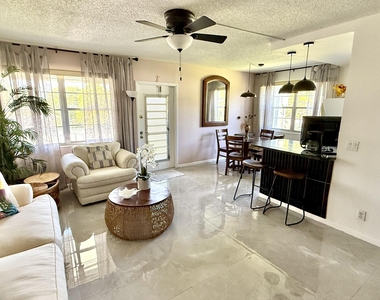 361 Tilford Q - Photo Thumbnail 10