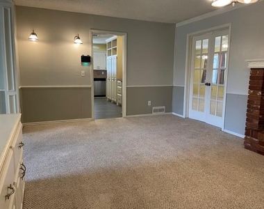 2309 Sw 82nd Street - Photo Thumbnail 5