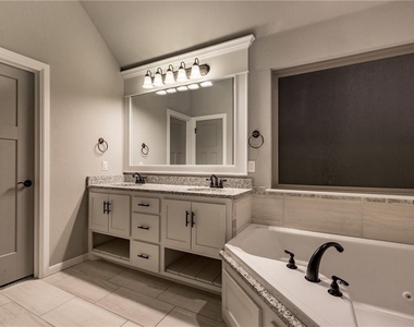 12036 Sw 17th Street - Photo Thumbnail 9