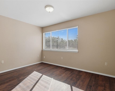1628 Claudia Drive - Photo Thumbnail 17