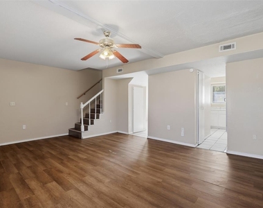 1628 Claudia Drive - Photo Thumbnail 9