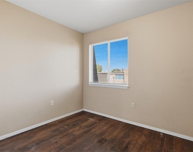 1628 Claudia Drive - Photo Thumbnail 22