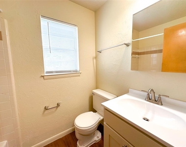 833 Owl Street - Photo Thumbnail 13