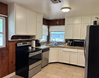 1230 Caddell Lane - Photo Thumbnail 3