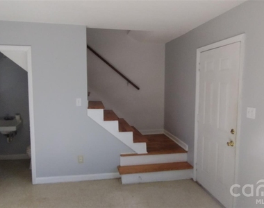 2667 Dr Carver Road - Photo Thumbnail 12