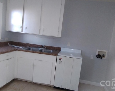 2667 Dr Carver Road - Photo Thumbnail 9
