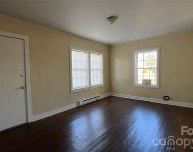 2621 Dr Carver Road - Photo Thumbnail 10