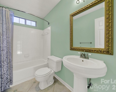 3421 Crescent Knoll Drive - Photo Thumbnail 22