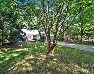 3421 Crescent Knoll Drive - Photo Thumbnail 31