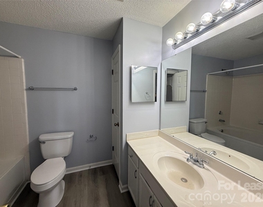 726 Southwest Drive - Photo Thumbnail 20