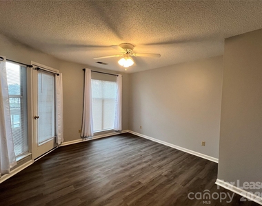 726 Southwest Drive - Photo Thumbnail 17