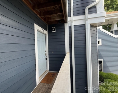 726 Southwest Drive - Photo Thumbnail 2