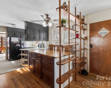 11 N Marley Drive - Photo Thumbnail 10