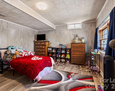 11 N Marley Drive - Photo Thumbnail 22