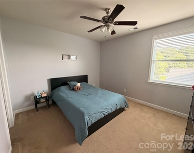 103 Farmers Folly Drive - Photo Thumbnail 15