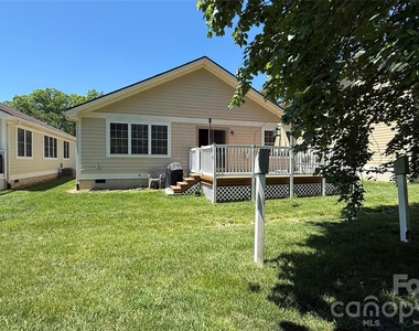 114 Fairway View Drive - Photo Thumbnail 16