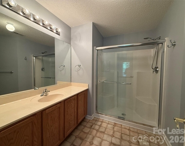 114 Fairway View Drive - Photo Thumbnail 8