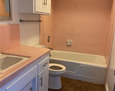 503 Fairview - Photo Thumbnail 8