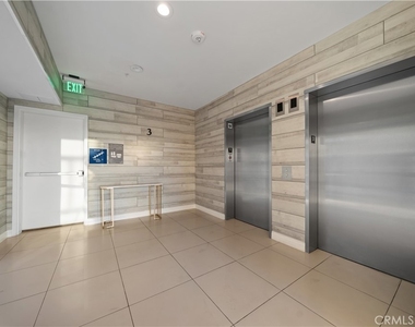 1598 Long Beach - Photo Thumbnail 27