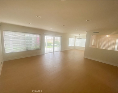20692 Cottonwood - Photo Thumbnail 15