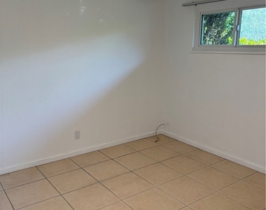 920 E Chuckwalla Road - Photo Thumbnail 8
