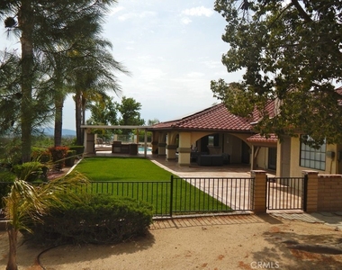 38580 Ganson Place - Photo Thumbnail 10