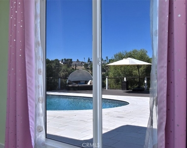 4347 Coronet Drive - Photo Thumbnail 15