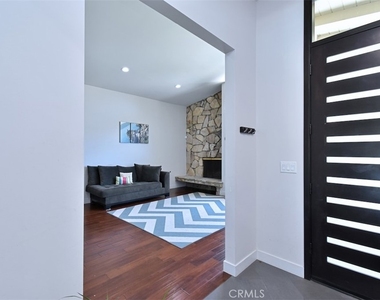4347 Coronet Drive - Photo Thumbnail 11