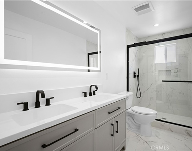 7247 Cleon Avenue - Photo Thumbnail 11