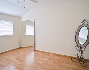 1312 Durham Street - Photo Thumbnail 4